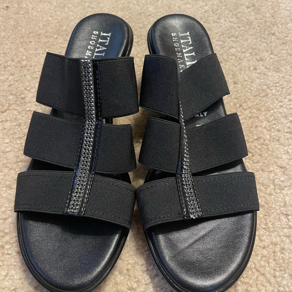 Italian Shoemakers Sandals. Size 7. Used-like new